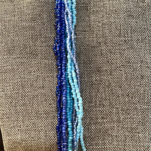 Blue beaded ๐๐๐ necklace with silver accent by Versona (N161) - Picture 2 of 3